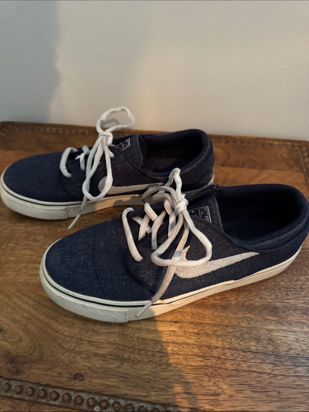 Nike Navy and White Low-Top Sneakers